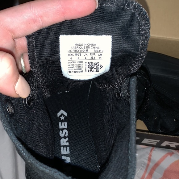 ALL BLACK CONVERSE🖤 - Picture 3 of 4